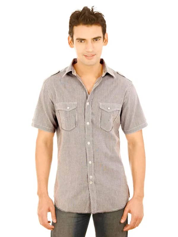 United Colors of Benetton Men Black Striped Shirt