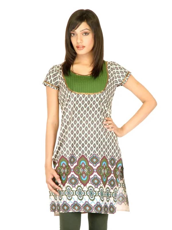 Vishudh Women Pigment Print Green Kurtas