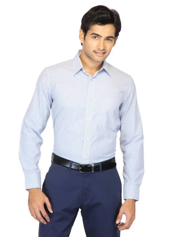 Mark Taylor Men White & Blue Striped Shirt