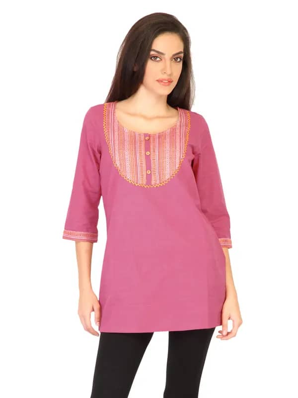 Aurelia Women Solid Pink Kurtis