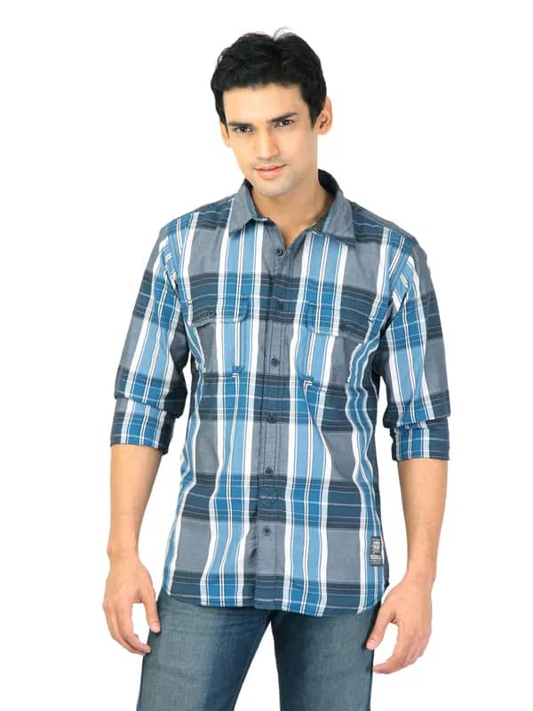 Basics Men Blue Slim Fit Checked Shirt