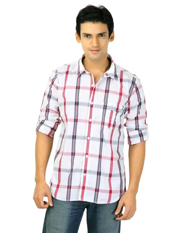 Basics Men White Slim Fit Checked Shirt