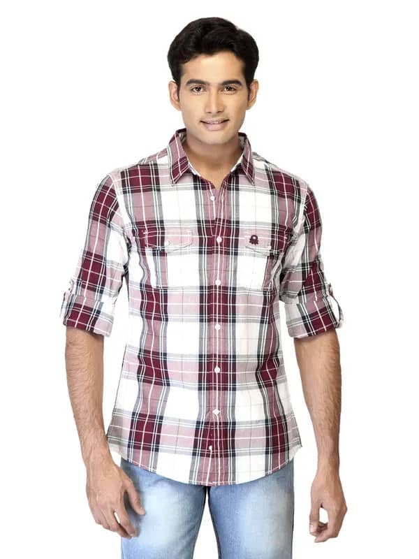 United Colors of Benetton Men Check Red Shirts