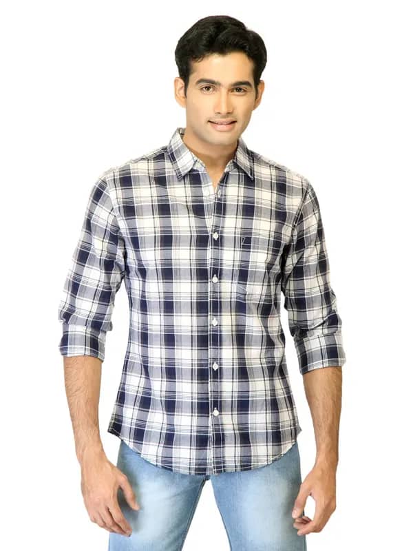 United Colors of Benetton Men Check Blue Shirts