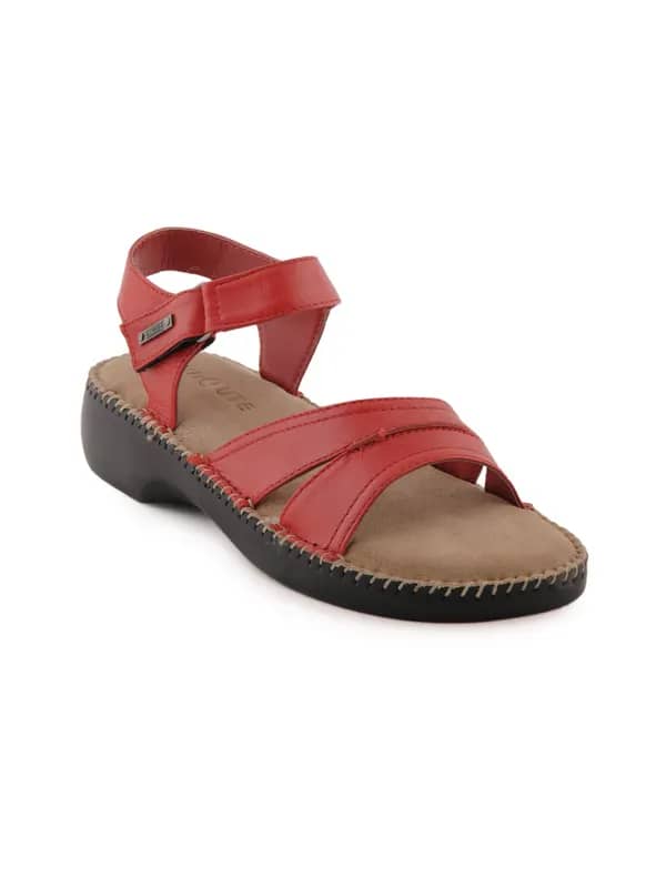 Enroute Women Casual Red Flats