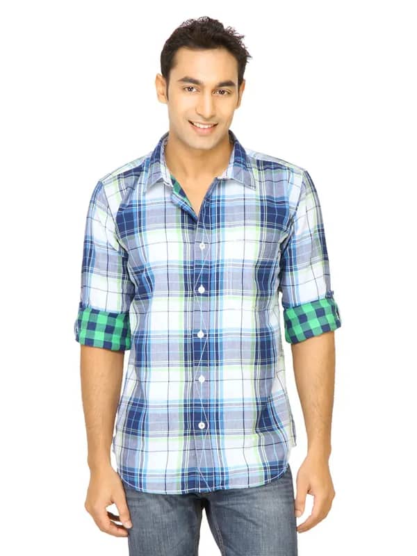 Basics Men Blue Slim Fit Checked Shirt