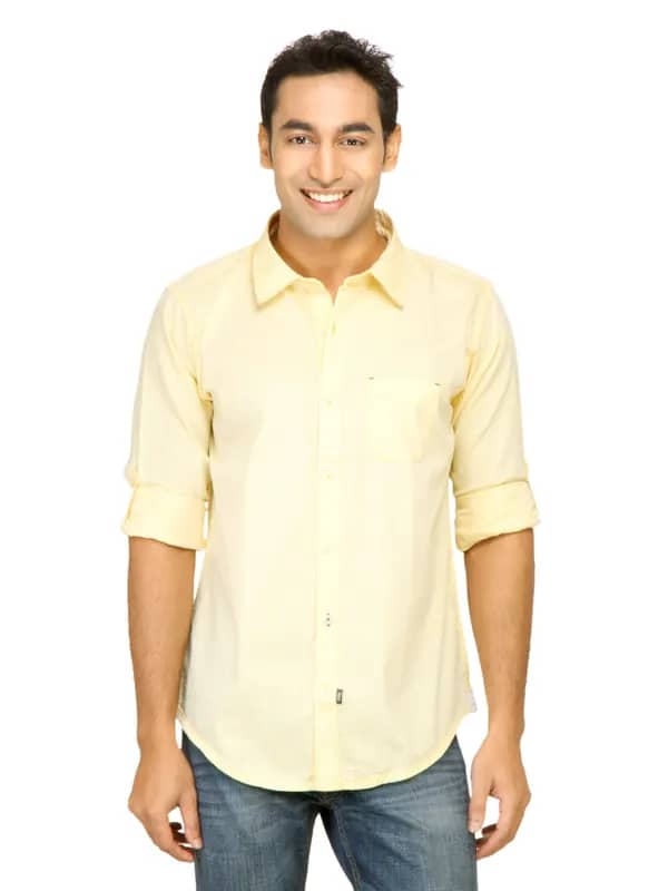 Basics Men Yellow Slim Fit Shirt