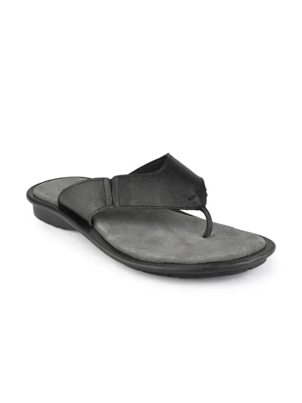 Ganuchi Men Black Sandal