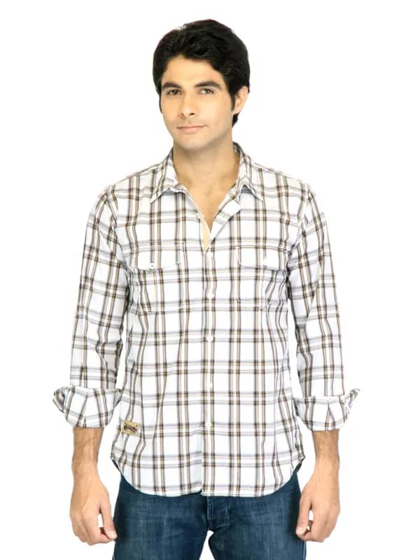Basics Men White Slim Fit Checked Shirt