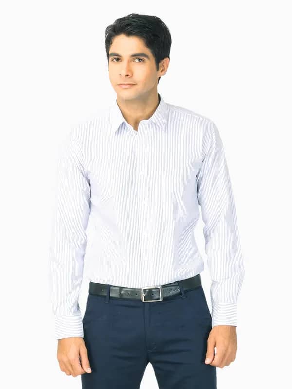 Mark Taylor Men Blue & White Striped Shirt