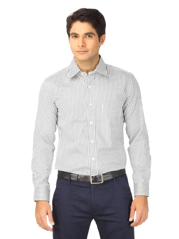 Mark Taylor Men Green & White Striped Shirt