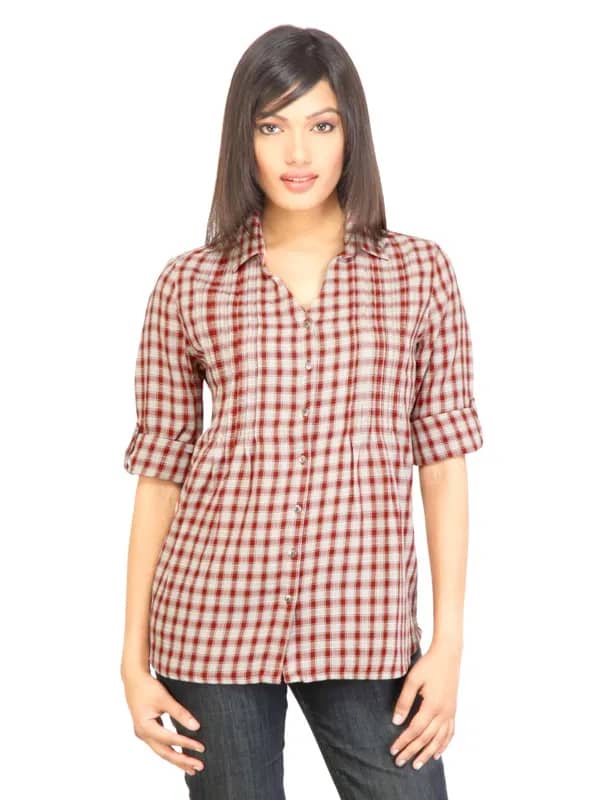 Arrow Woman Hallie Red Shirt