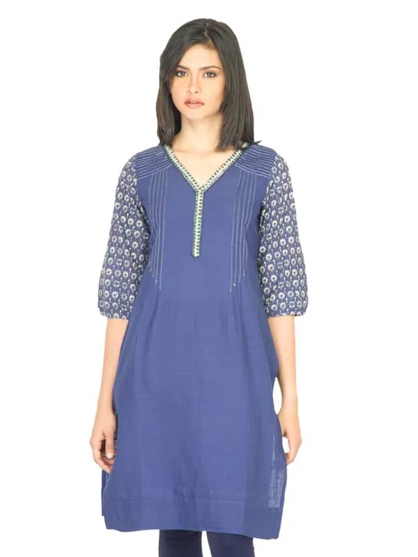 W Women Solid Navy Blue Kurta
