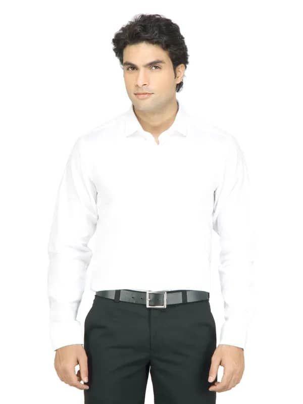 United Colors of Benetton Men Solid White Shirt