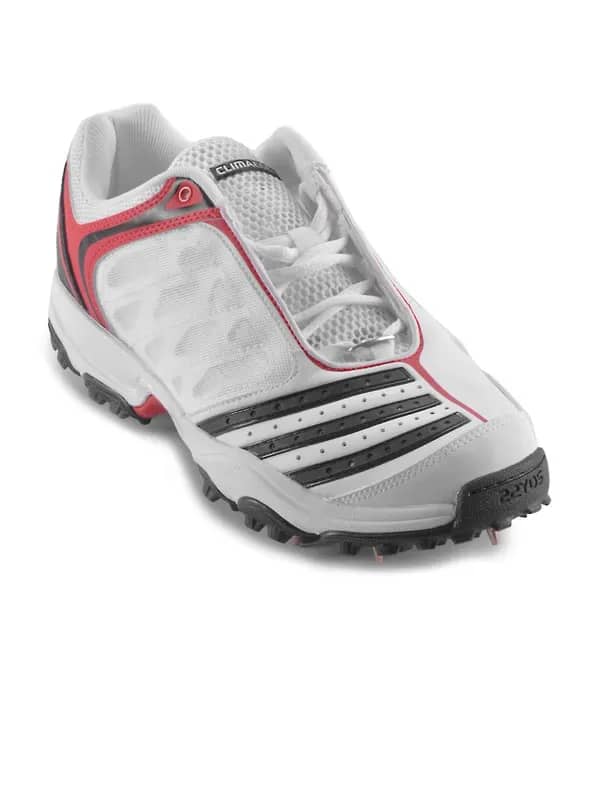ADIDAS Men White Twenty2yds Lite IV Sports Shoes