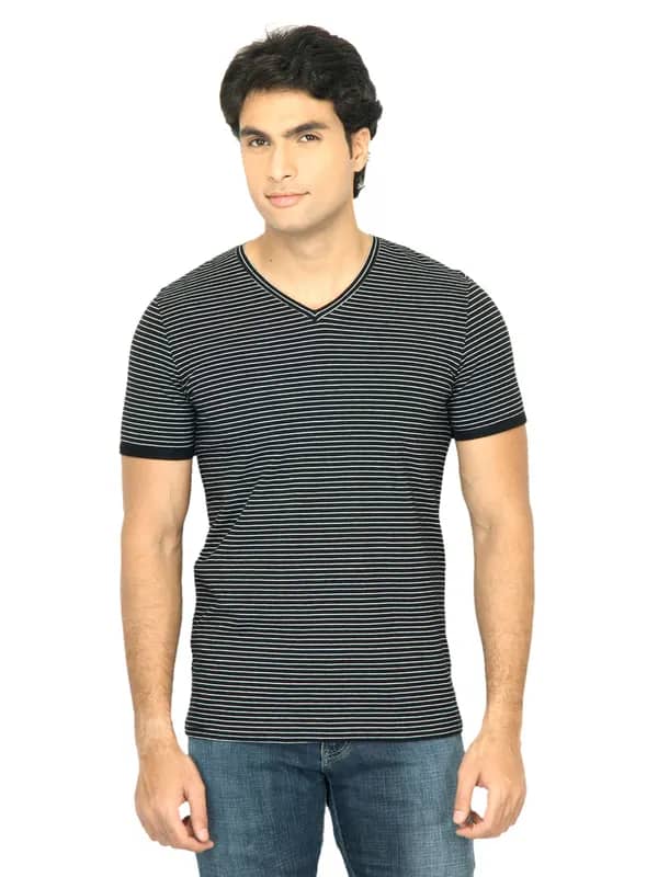 United Colors of Benetton Men Stripes Black Tshirt