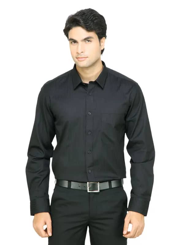 Black Coffee Men Solid Black Slim Fit Shirt