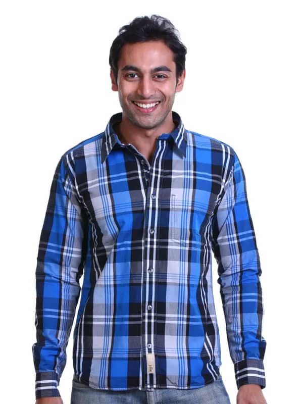 Basics Men Blue Slim Fit Checked Shirt
