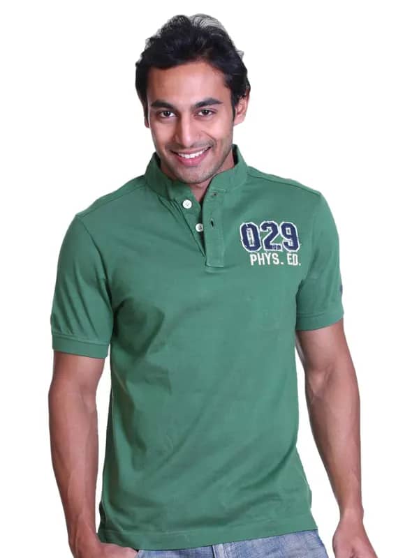 Basics Men Green T-shirt