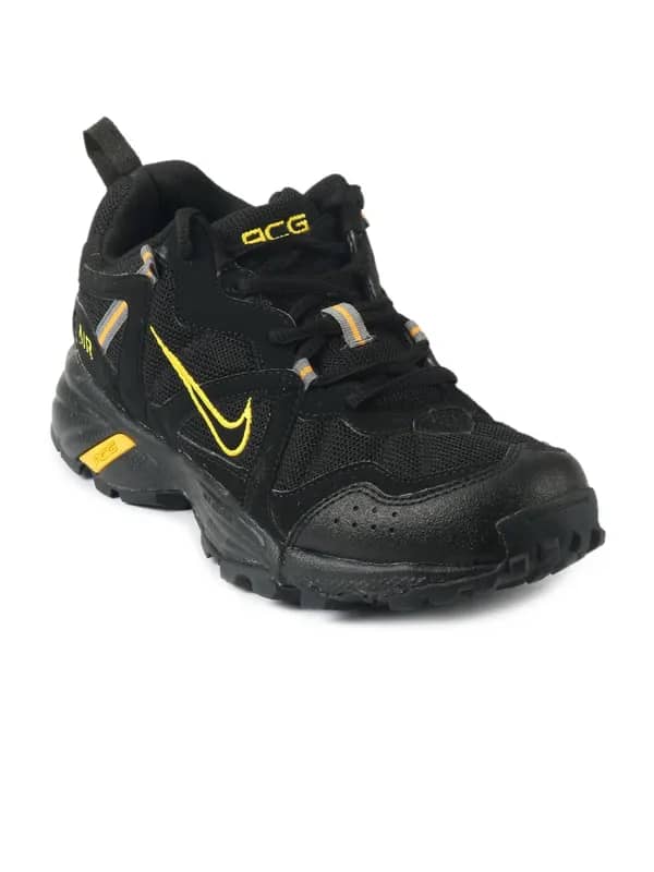 Nike Men Basecamp Black Sports Shoes