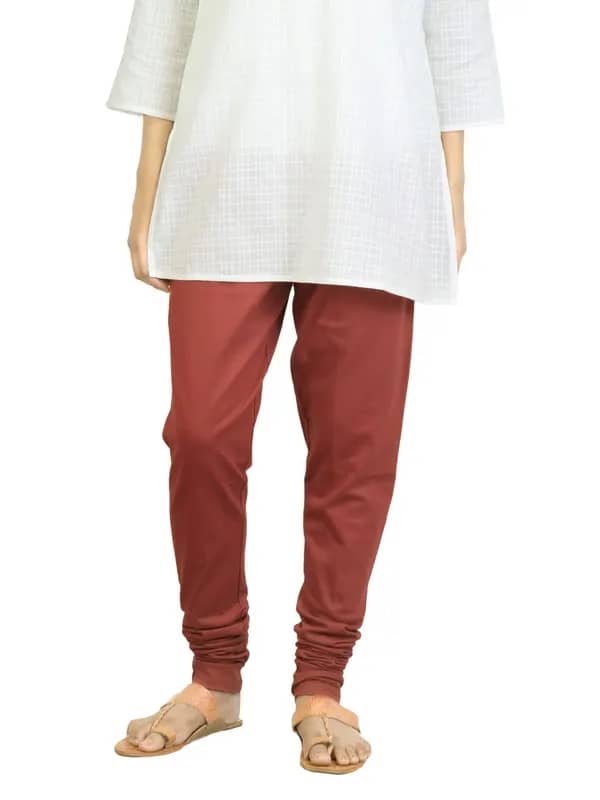 W Women Solid Maroon Leggings