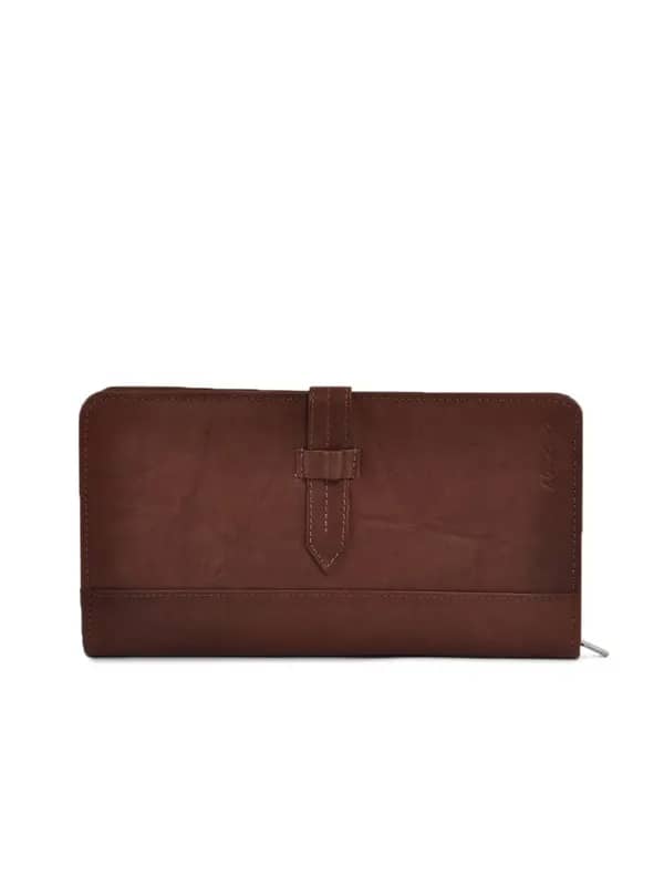 Newhide Brown Unisex Antique Passport Holder