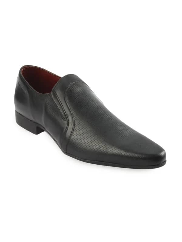Red Tape Men's Black Formal Shoe