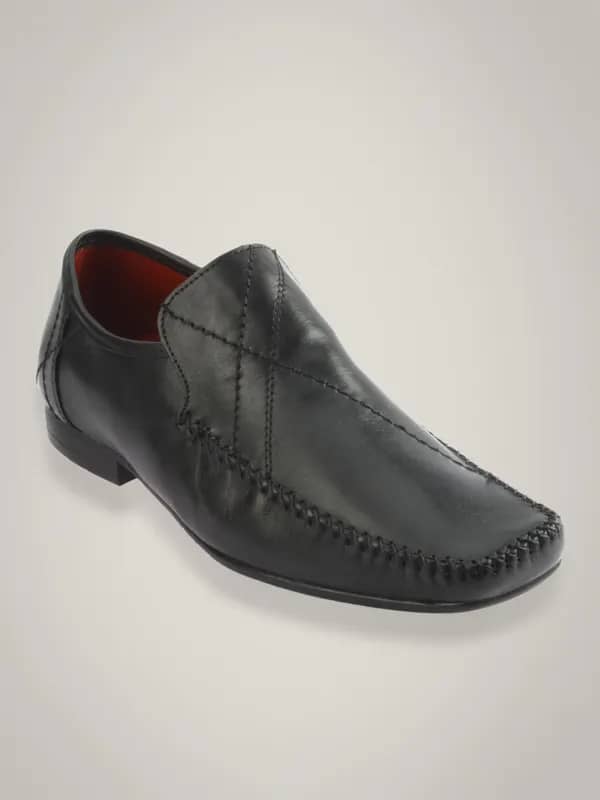 Red Tape Men's Semi Black Casual Shoe