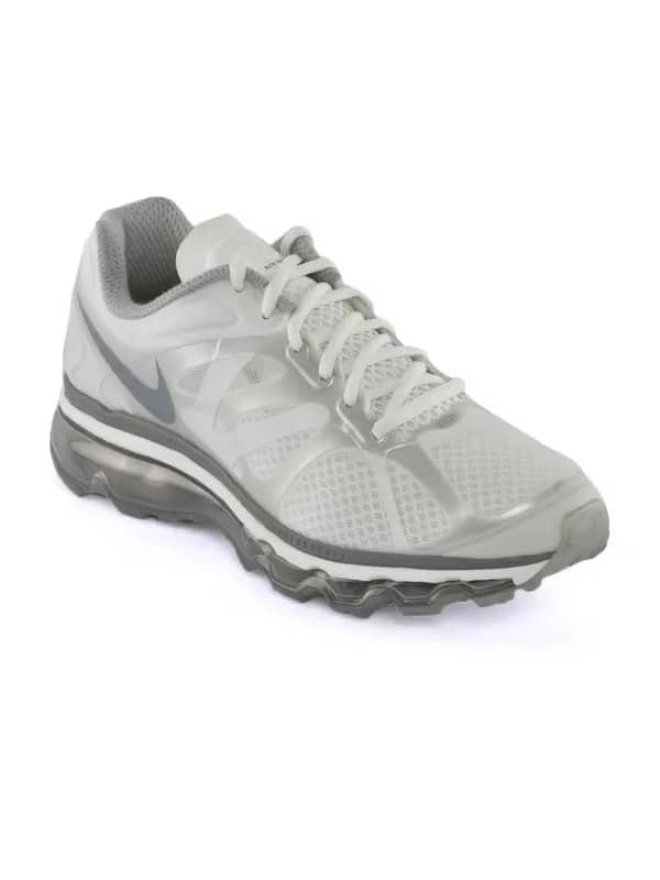 Nike Women Air Max White Sports Shoes