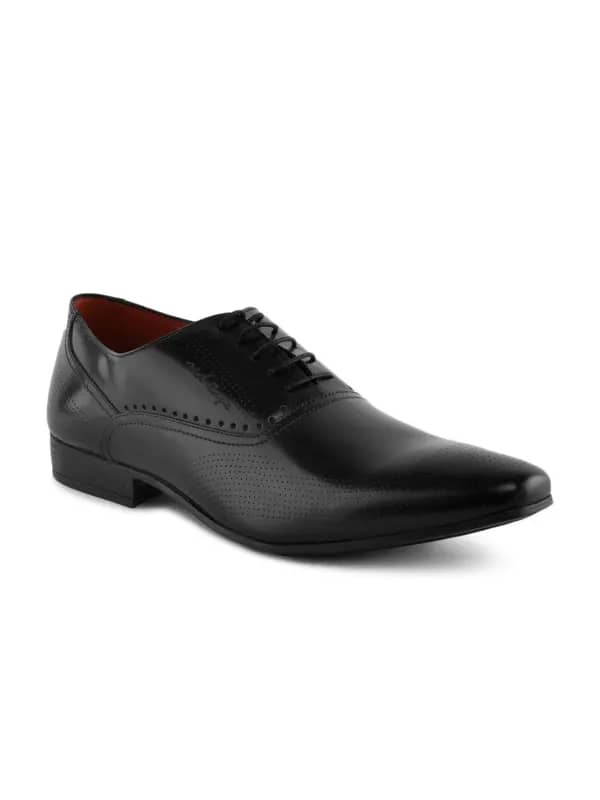 Red Tape Men Black Formal Shoes