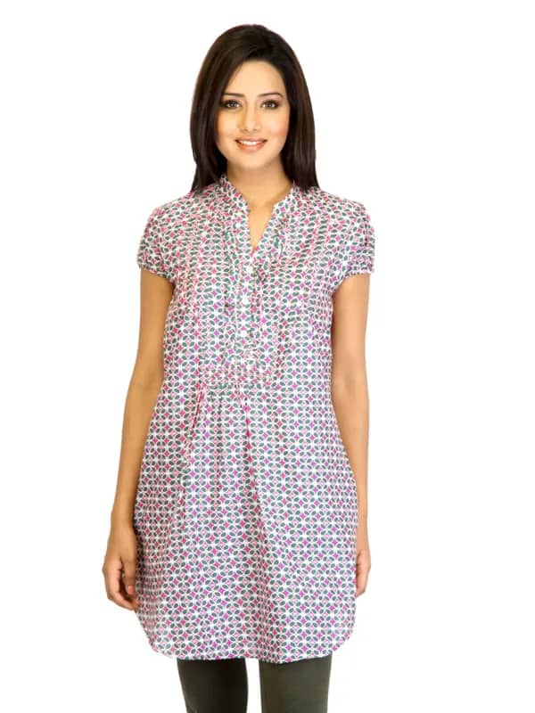 Mumbai Slang Women Printed Green Kurti