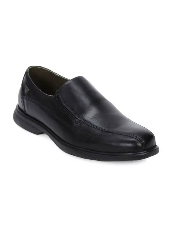Red Tape Men Black Shoes