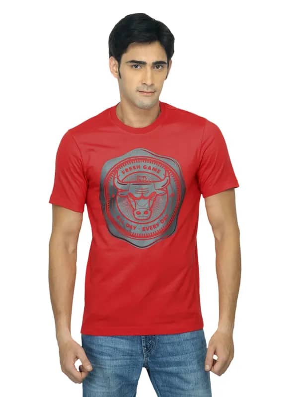ADIDAS Men Chicago Bulls Red T-shirt