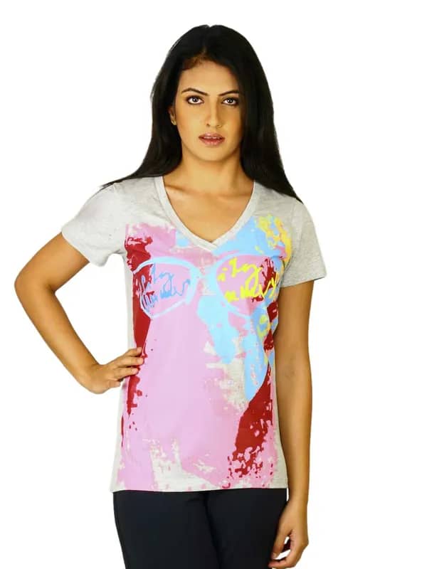 Puma Women's Graphic V-Neck Grey T-shirt