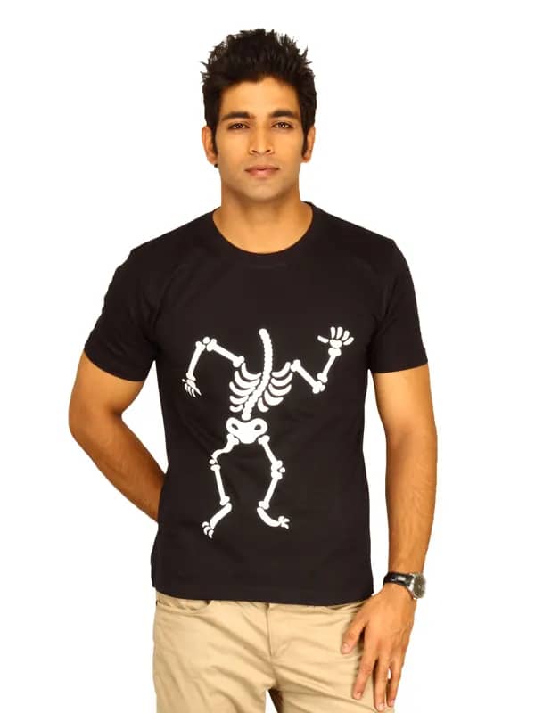 Myntra Men's Creative designs Black T-shirt