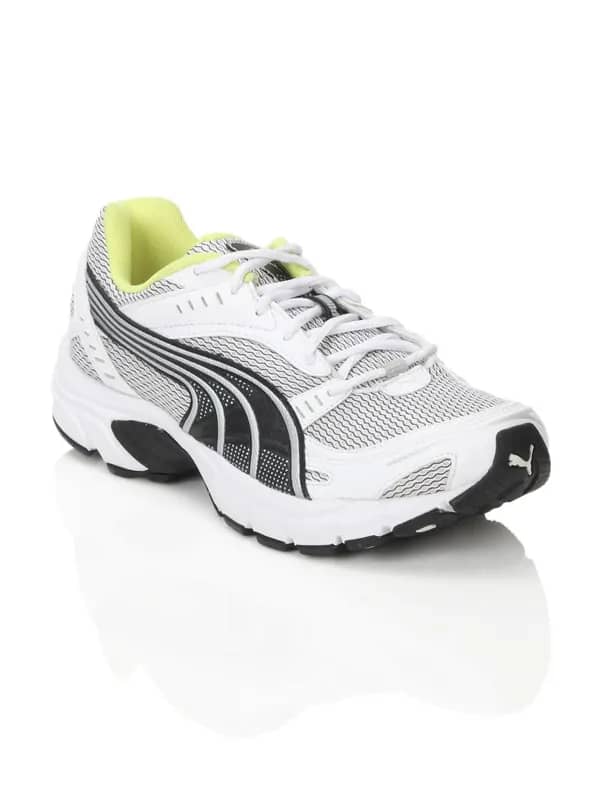 Puma Men White Axis Sports Shoes