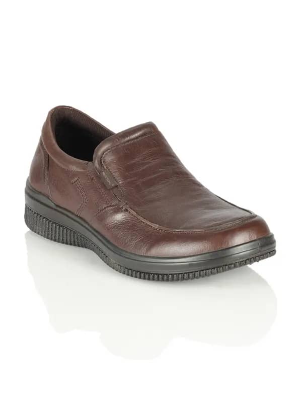 Red Tape Men Brown Shoes