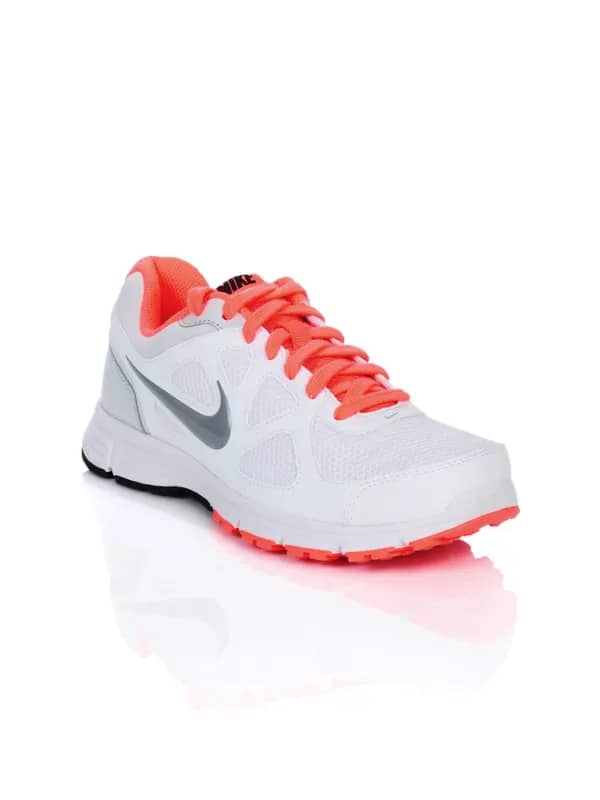 Nike Women White Revolution Sports Shoes