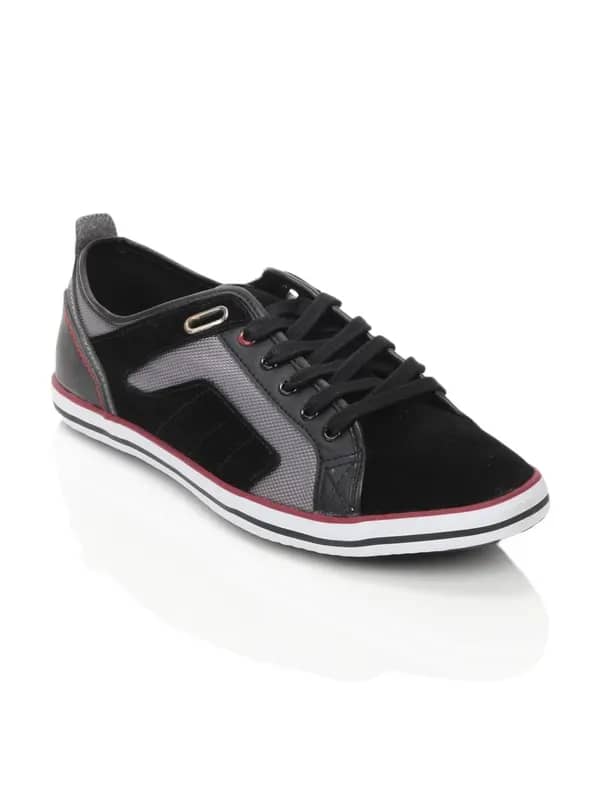 Spinn Men Agile Black Shoes