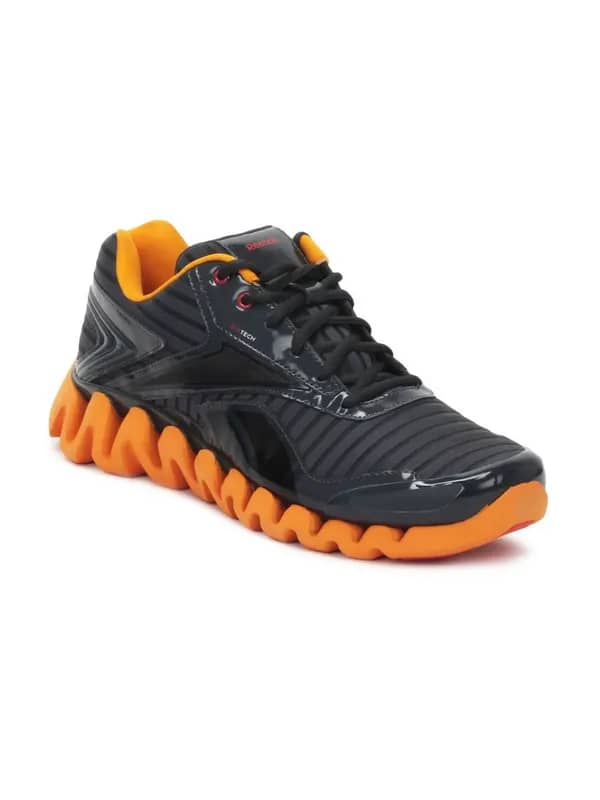 Reebok Men Charcoal Zigactivate Sports Shoes