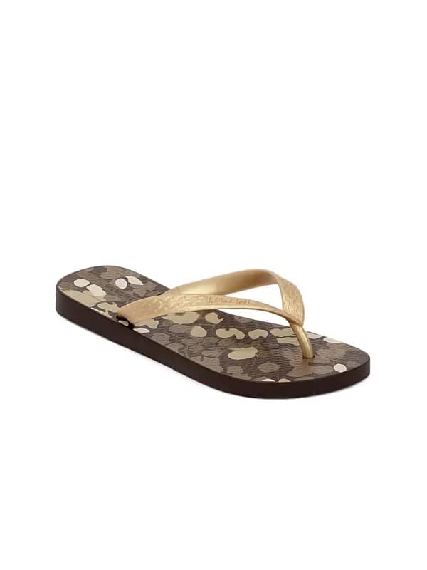 iPanema Women Gold Flip Flops