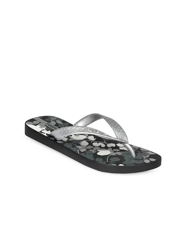 iPanema Women Black Flip Flops