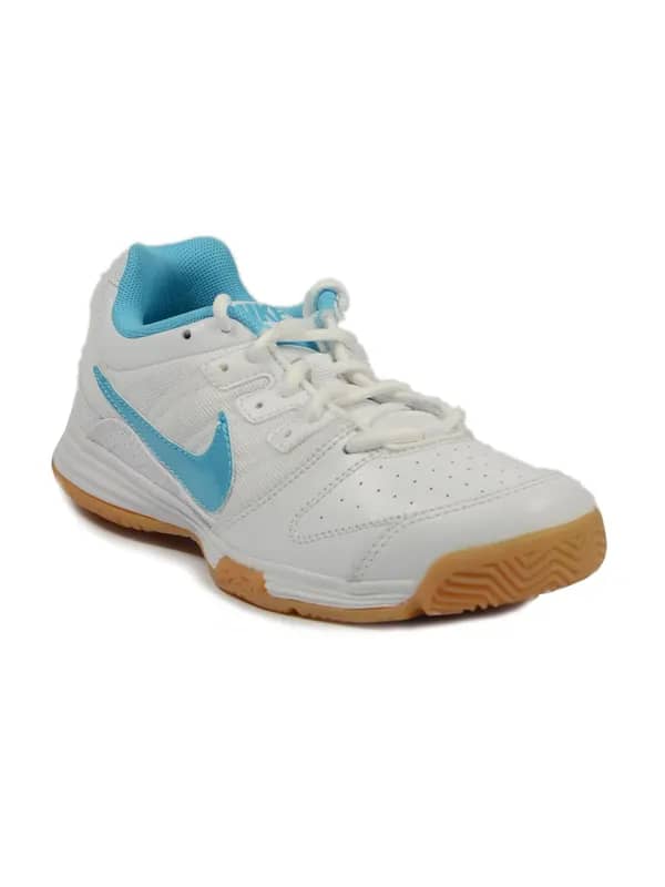 Nike Women Cou White Shoe