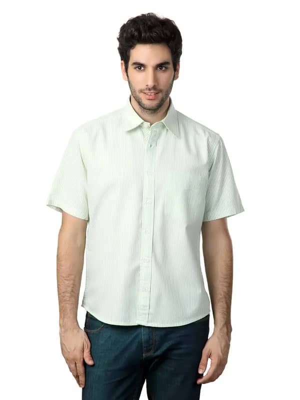 Scullers Men Striped Green Shirt