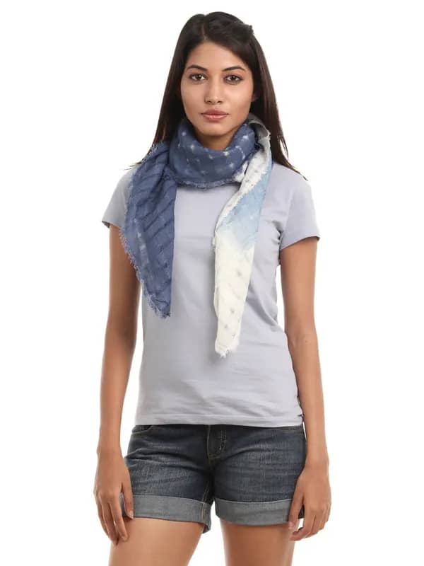 Femella Women Blue & White Scarf