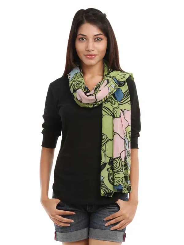 Femella Women Green & Blue Printed Scarf