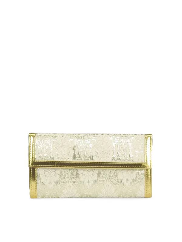 Pitaraa Women Golden Zari Purse