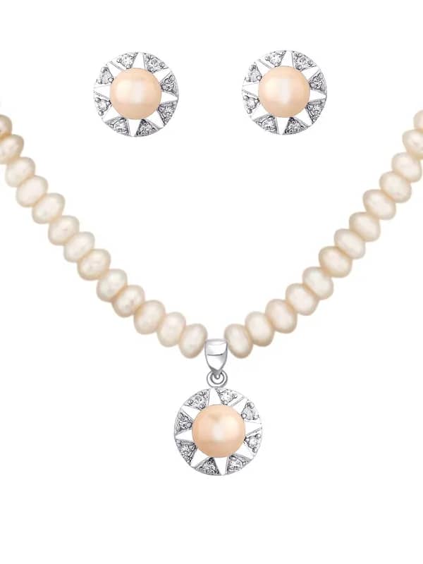 Miki Pearl Women Ivory Jewellery Set