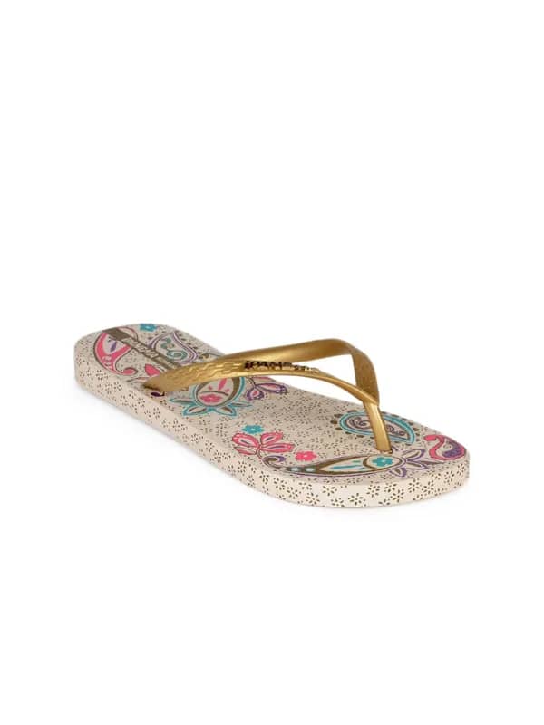 iPanema Women Gold Flip Flops