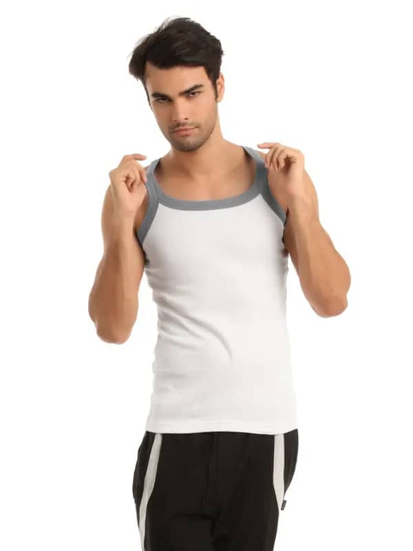 Hanes Men White Assorted Innerwear Vest